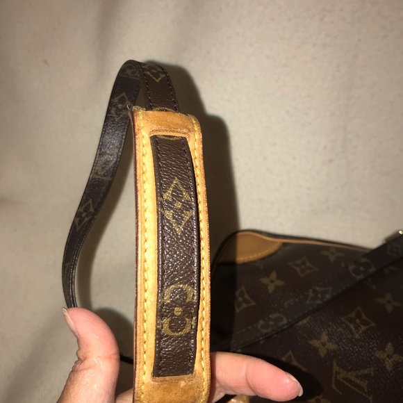 *SOLD*LV Danube **SOLD ON ANOTHER PLATFORM** - Picture 7 of 10